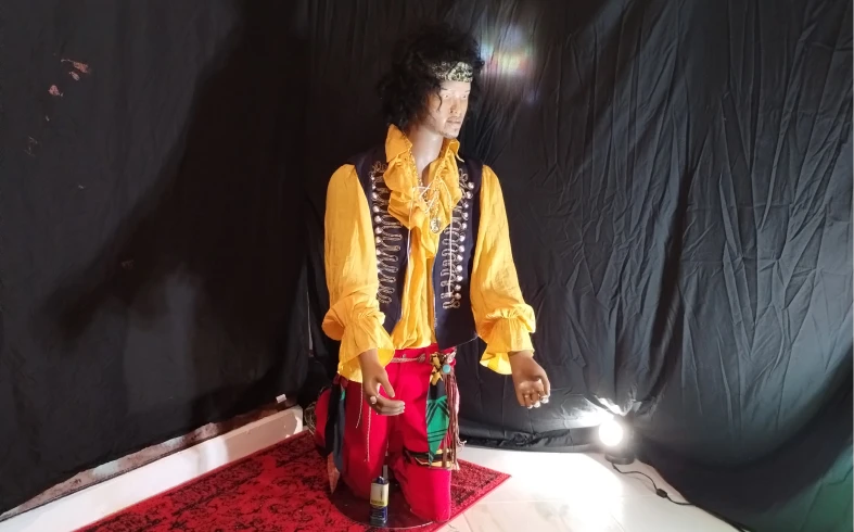 Retro outfit on display